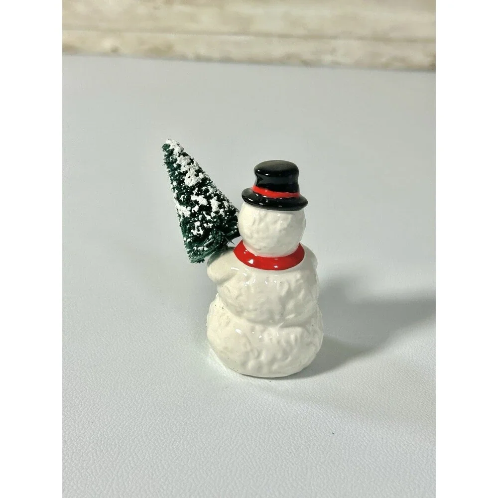 Department 56 1990s village snow